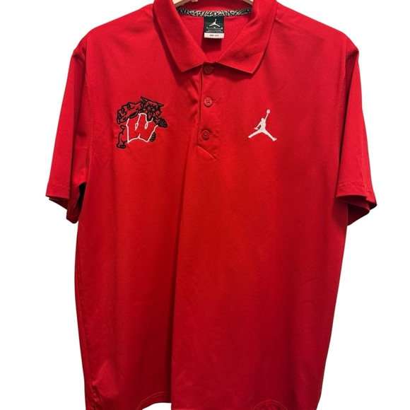 Jordan Polo Shirt Classic,with a lion and the Wisconsin logo, in new conditions - Picture 10 of 14